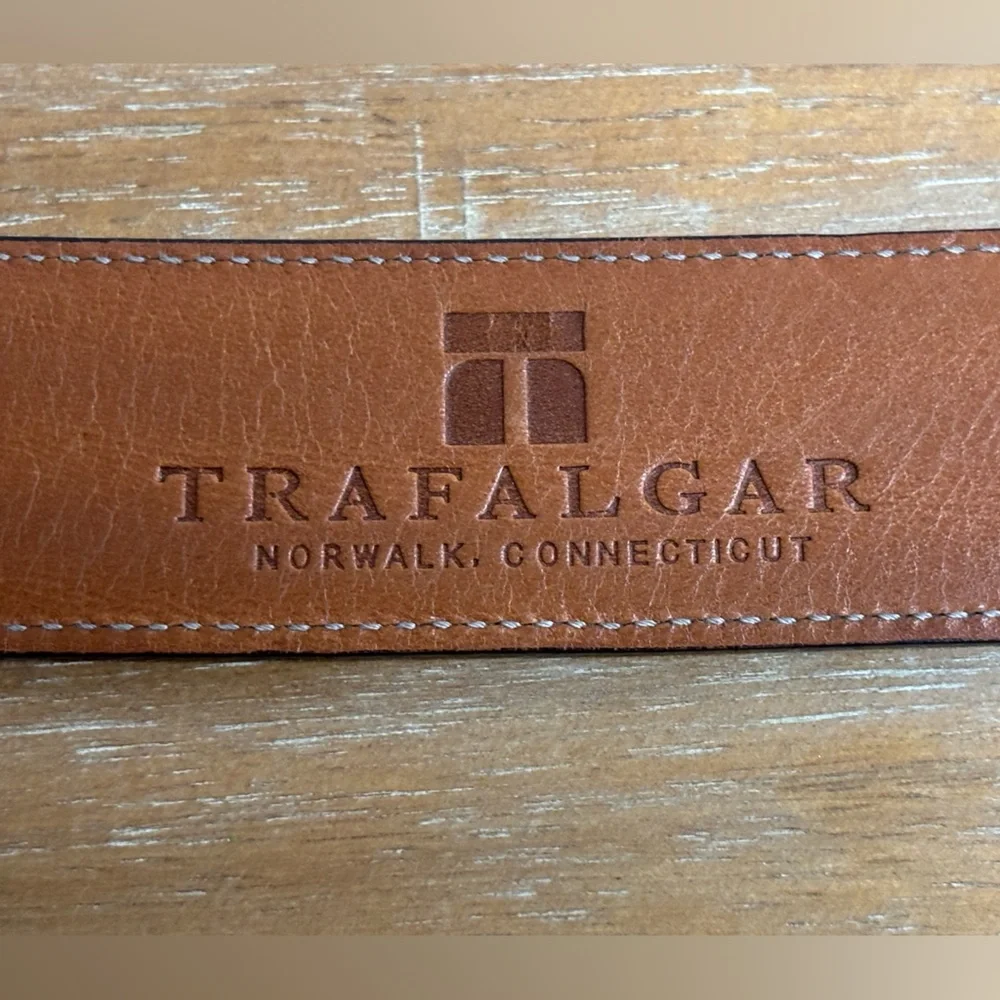 Trafalgar men’s cortina‎ black leather belt with gold buckle size 38
